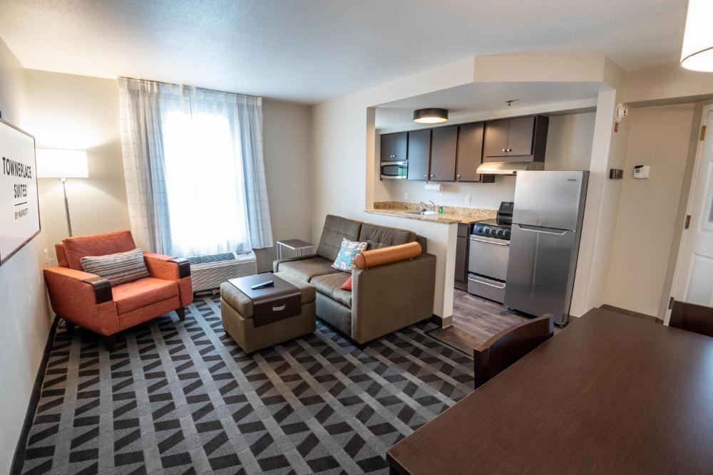 2 Bedroom 2 Room suite interior